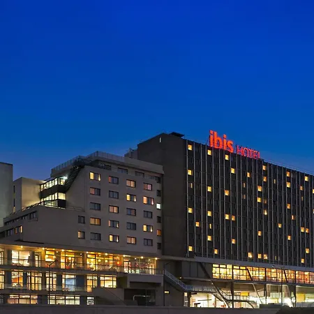 Ibis 17 Clichy-batignolles Parigi