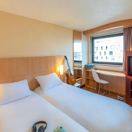 Ibis 17 Clichy-batignolles Parigi