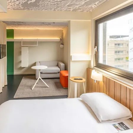 Ibis 17 Clichy-batignolles Hotel 3*