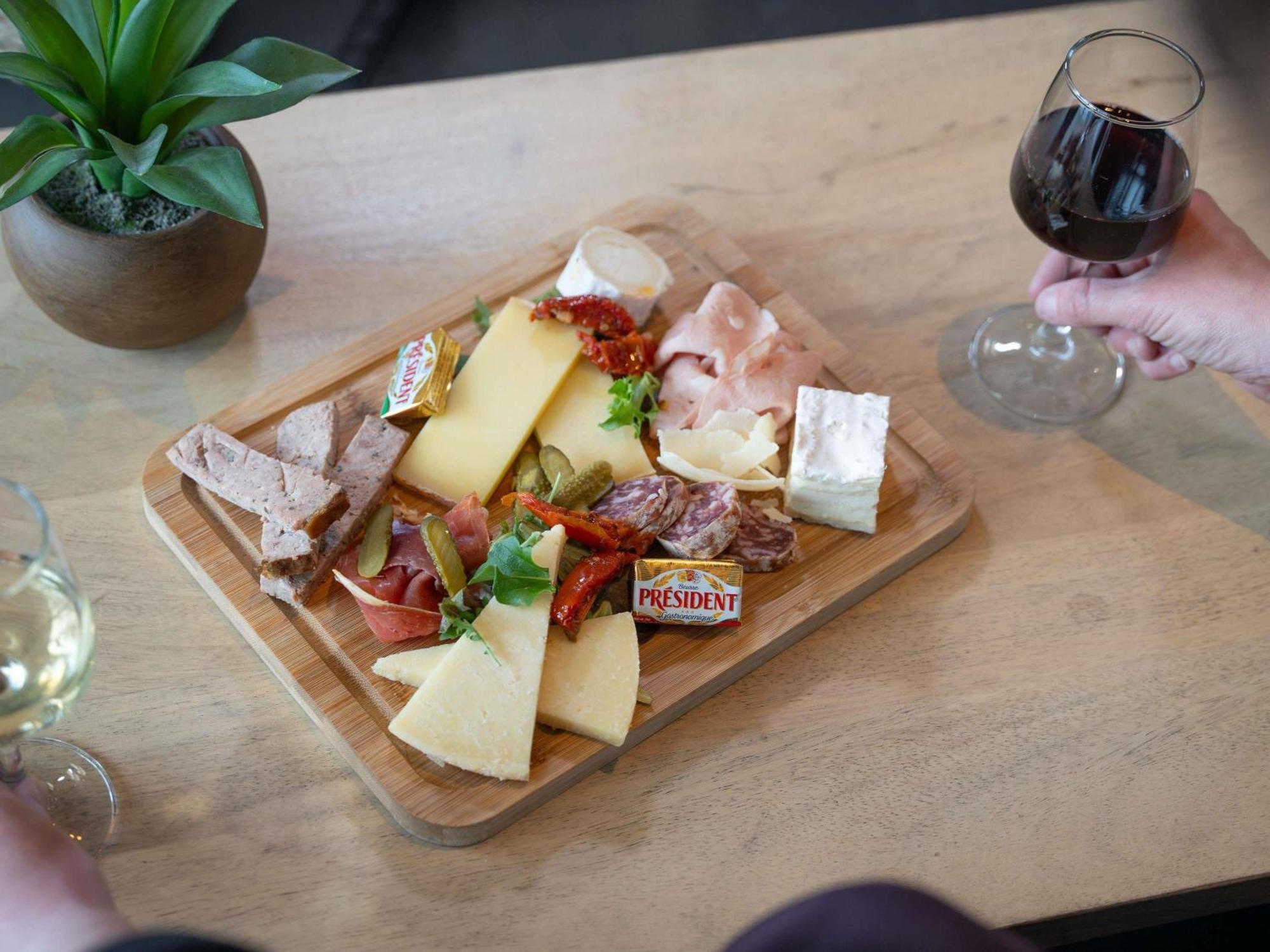 Hotel Ibis 17 Clichy-batignolles 3*