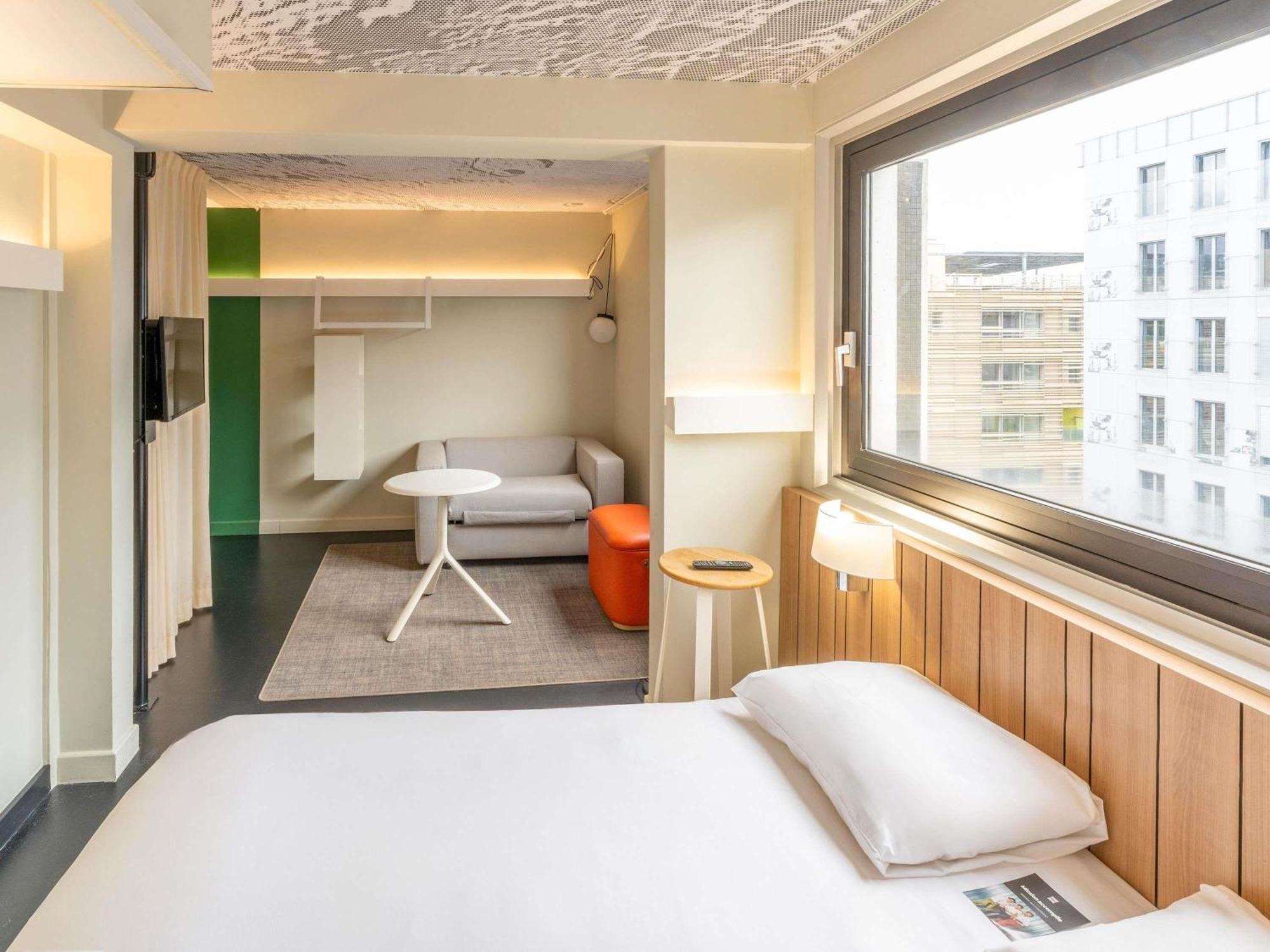 Ibis 17 Clichy-batignolles Hotel