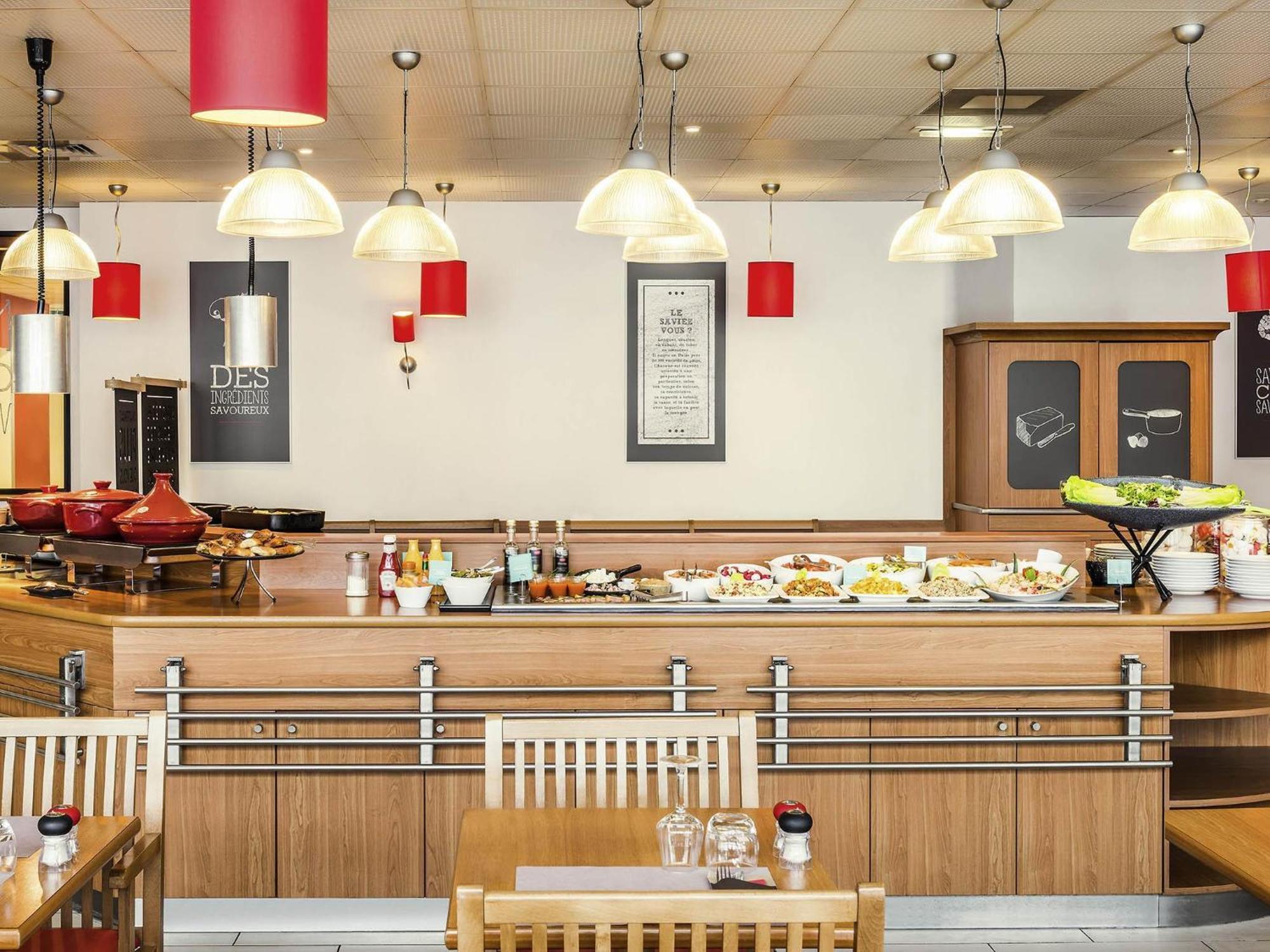 Ibis 17 Clichy-batignolles Parigi